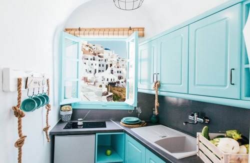 Oia Villa | Blessed Blue Boutique Cave Suite in the heart of Oia
