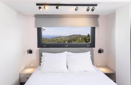 Paliouri Apartment | Blue Avenue