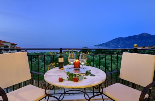 Poulithra Hotel | Byzantinon Hotel