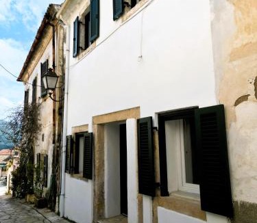 Liapades House | Casa Charisma