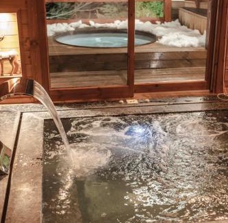 Eptalofos Ski Chalet | Cave Chalet - Chalet for Two