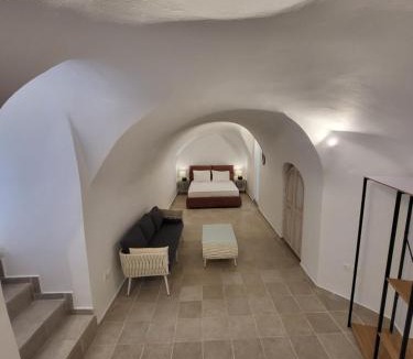 Vothon Villa | Cave Houses Mesaria