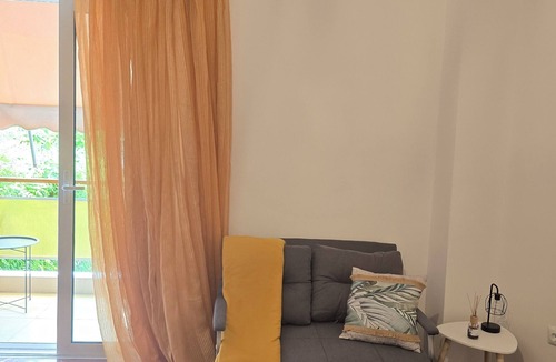 Attiki Apartment | Central Athens Home | 2BR, Near Metro Green & Red Line & Uni, Bills included