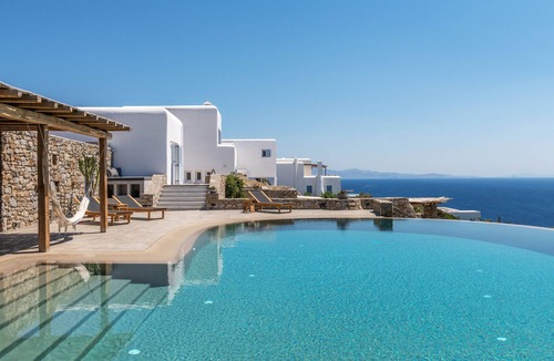 Psarou Villa | Chef included by Fantasia Villas: Villa Ava
