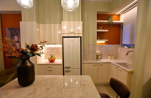Nafplion City Centre Apartment | Chrysiida Luxury Apt, Stroll to Nafplio Center