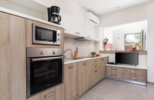Agios Stefanos Avliotes Apartment | Columbine Apartment Agios Stefanos Corfu