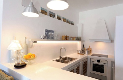 Agios Ioannis Apartment | Cosi villa with private pool in Anemos questhouse
