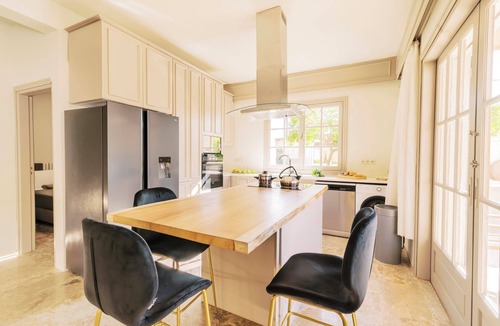 Ixia Villa | Cost-Aria House with Private Pool