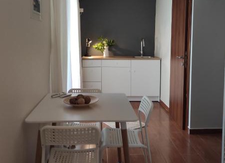 Kalamata Apartment | Cosy Garden Bungalow