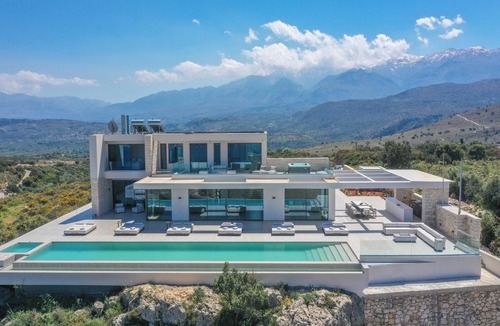 Megala Chorafia Villa | Creticum Mare - Above the Cretan Blue by etouri
