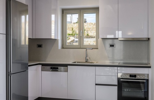 Kalafatis House | Cycladic Island Villa over Kalafatis Beach/Scenic views of Aegean Sea