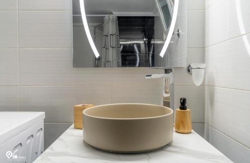 Aigaleo Apartment | Danae's - Luxury & Modern Apartment in Egaleo-Athens