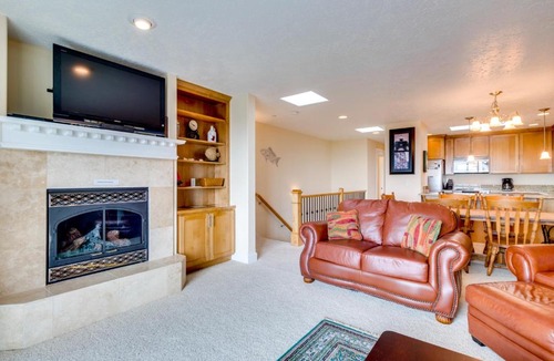 Rockaway Beach House | Diamond Beach Bungalow