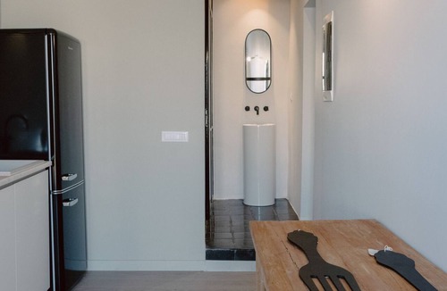 Ermoupoli Apartment | Draw Game Syros Island