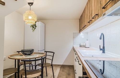 Nea Moudania Apartment | Echo City Loft by Rentals Pro - Nea Moudania Halkidiki