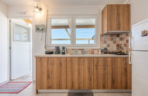 Vigla House | Eco-Friendly 'Lydia Guest House - Sea' with Sea View, Private Terrace & Wi-Fi