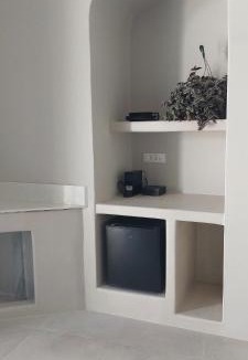 Megalochori Apartment | Elements Cave Suites