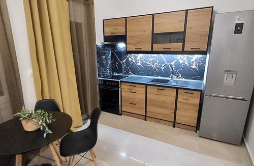 Perea Apartment | Elena's Place, free parking!