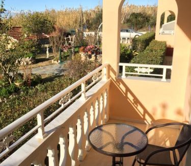 Arillas Resort | Eleni Apartments