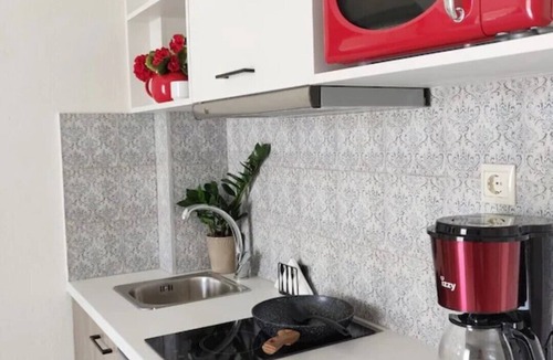 Platanes Apartment | Emorfia's Apartments No4 - 300m to the beach