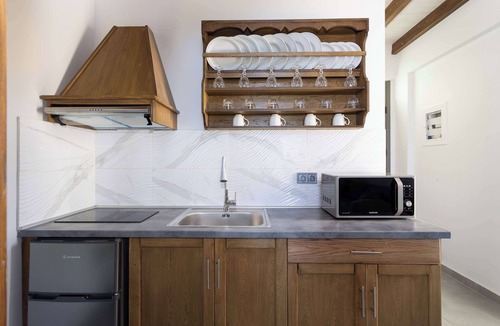 Koroni Bed & Breakfast | Eneos Residence - Koroni Garden Getaway