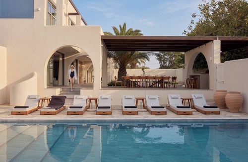 Anissaras Villa | Ennea Villa, Pool, Whirlpool, Cinema Walk to Beach