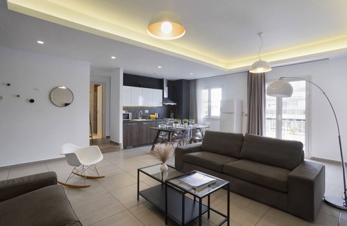 Psirri Apartment | Evripidou 4·Renovated 3BDR Apartment in the heart