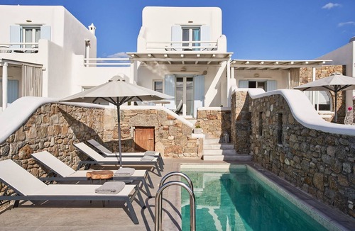 Tourlos Villa | Exquisite Mykonos Villa | Villa Cyan | 2 Bedrooms | Breathtaking Sunset View