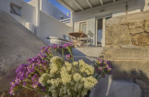 Tourlos Villa | Exquisite Mykonos Villa | Villa Cyan | 2 Bedrooms | Breathtaking Sunset View
