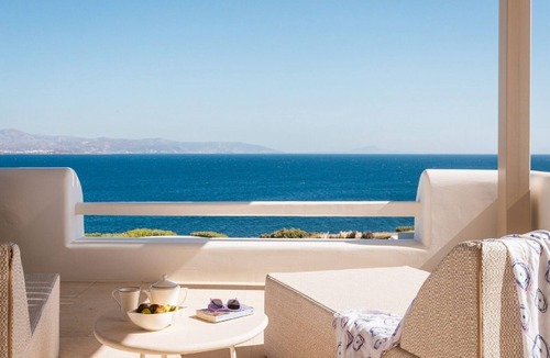 Ampelas Villa | Extravagant Paros Villa | 13 Bedrooms | Villa Bellagio | Panoramic Sunset & Sea Views | Private Olympic-Size Pool | Tennis & Basketball Court | Ambelas