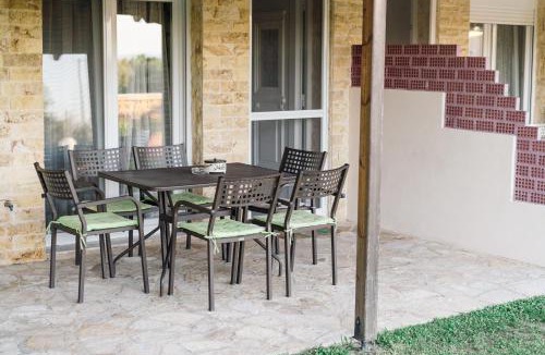 Vourvourou House | Family Villas