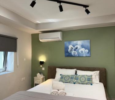 Gargaliani Apartment | five pathways