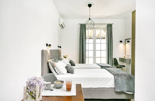 Agios Georgios Pagon Apartment | Flora Beach Studio 5 - mit wunderschönen Meerblick nur 50m vom schönen Sandstrand entfernt