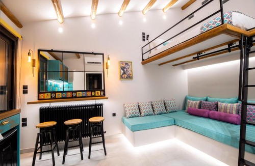 Volos City Centre Apartment | Frida Kahlo - Le petit Bati