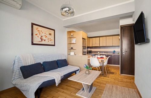 Frinion Apartment | Frini’s View – Stylish Stay Close to Lefkada Town