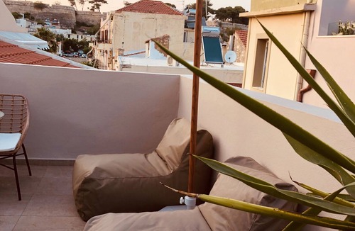 Old Town Rethymnon Apartment | Gaia Luxury Room with private terrace