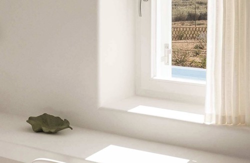 Chrissi Akti Villa | Golden View Villas Paros, Villa Daphne