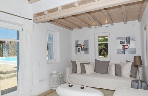 Houlakia Villa | Gorgeous Villa near Mykonos Town with private pool