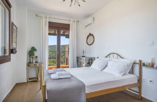 Paliouri House | Halkidiki Sunhouse: Sea View, Wi-Fi, Air Conditioning, 2 Bedrooms, Private Parking