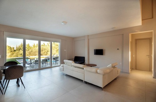 Kriopigi Villa | Halkidiki Villa with Private Pool | Modern Luxury Stay for 8