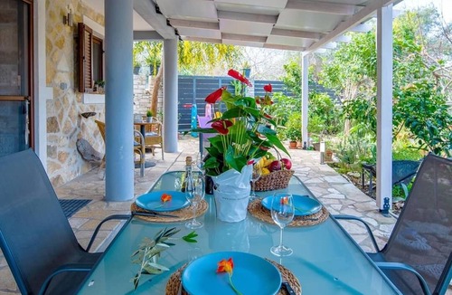 Gaios House | hara luxury house
