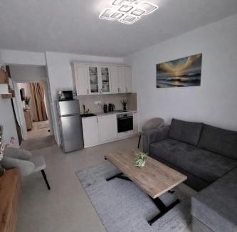 Nea Peramos Apartment | Heaven Pool Apartment