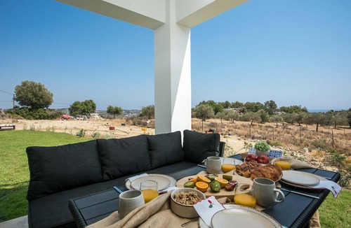 Koskinou Villa | Hillside Villa Near Faliraki Beach