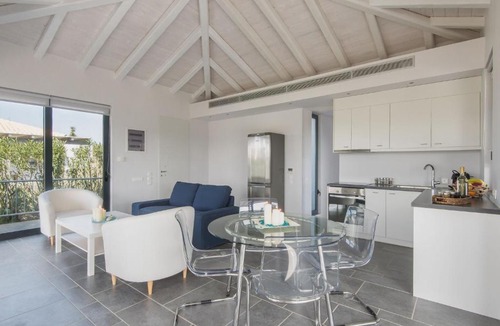 Porto Heli House | Holiday Home in Porto Heli for 6 Guests