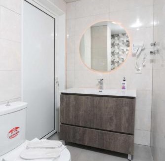 Kriopigi Hotel | Hotel Adonis