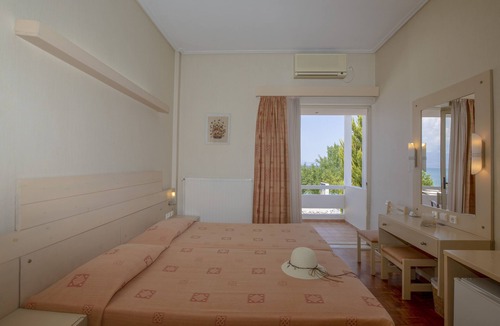 Kamena Vourla Hotel | Hotel Kypreos Kamena Vourla
