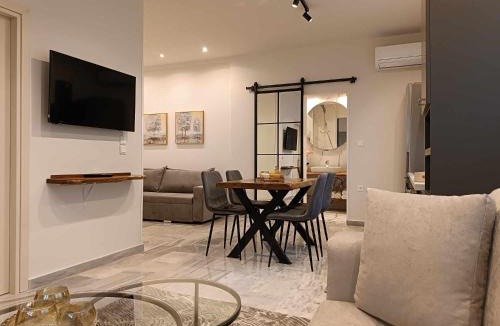 Volos Apartment | Iatrou city home