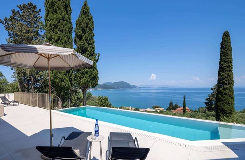 Agia Pelagia Chlomou Villa | Infinity - Four Bedroom Villa, Sleeps 8
