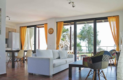 Nea Moudania Villa | Kalma Villa V, Amazing villa in Nea Moudania w/