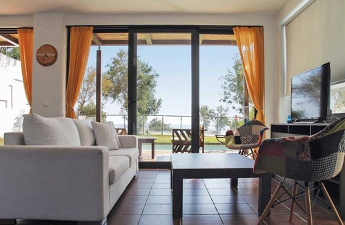 Nea Moudania Villa | Kalma Villa VI, Stunning villa in Nea Moudania w/
